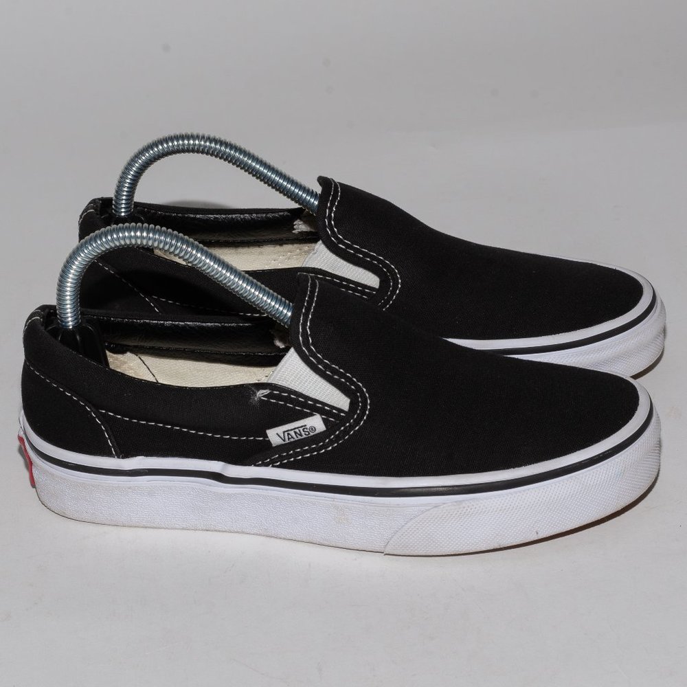 Vans Unisex Men's 4 Women’s 5.5 Authentic Black Canvas Slip On Skate Shoes